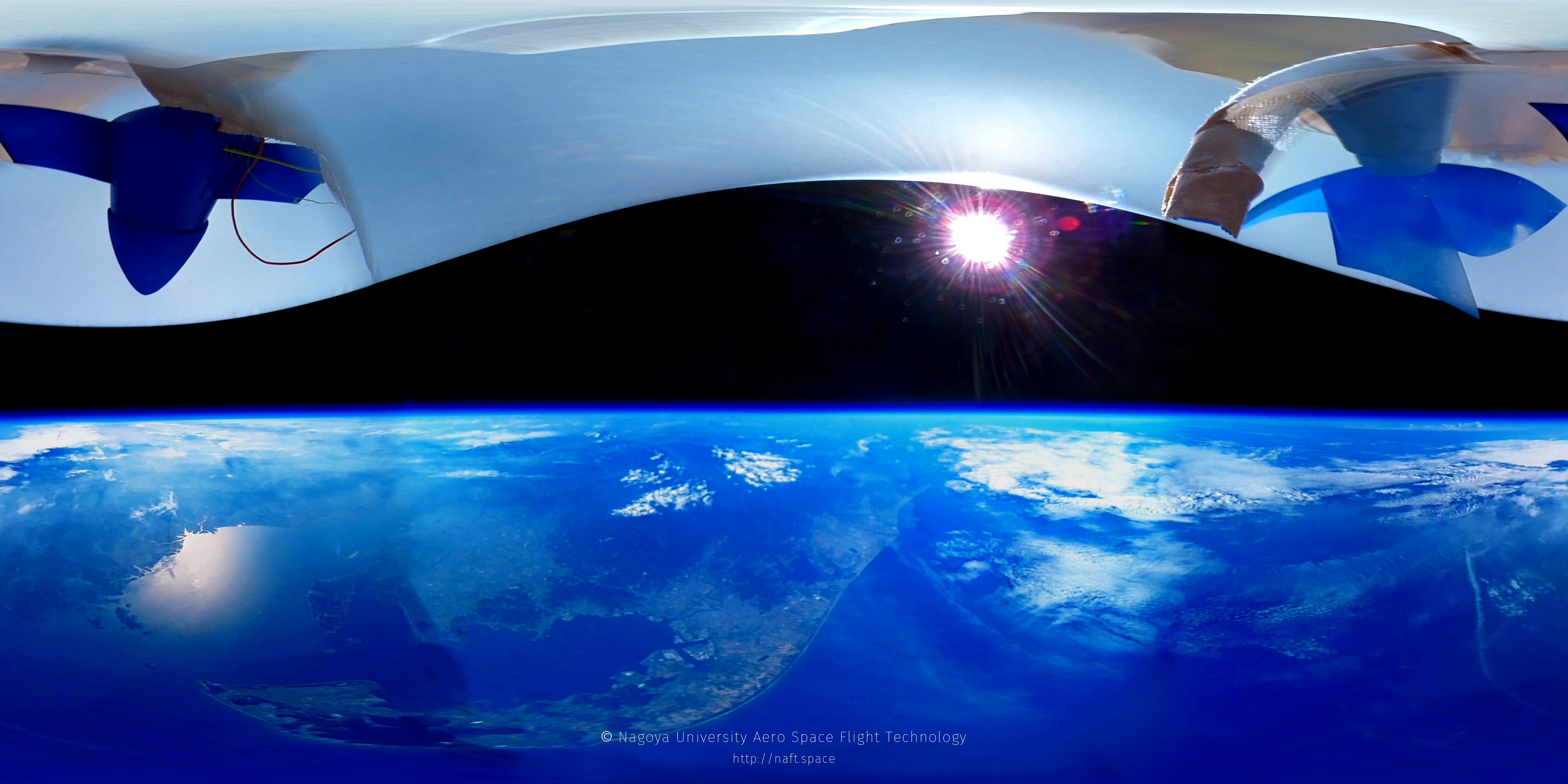 VR�̉f��(�X�y�[�X�o���[����������)